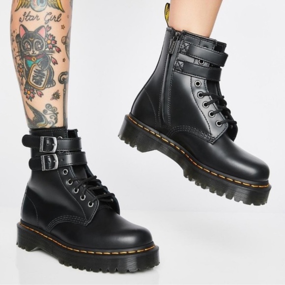 DR. MARTENS BLACK 1460 SMOOTH LEATHER BUCKLE BOOTS 🖤 - Picture 12 of 12